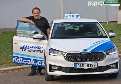 ЭКЗАМЕН С РУССКОГОВОРЯЩИМ ПЕРЕВОДЧИКОМ В АВТОШКОЛЕ В ПРАГЕ. ВОПРОСЫ-ОТВЕТЫ